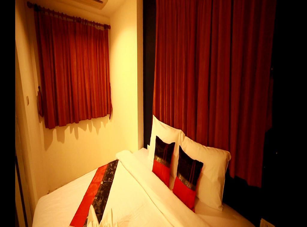Rayaan Oriental Guest House & Restaurant Patong Buitenkant foto